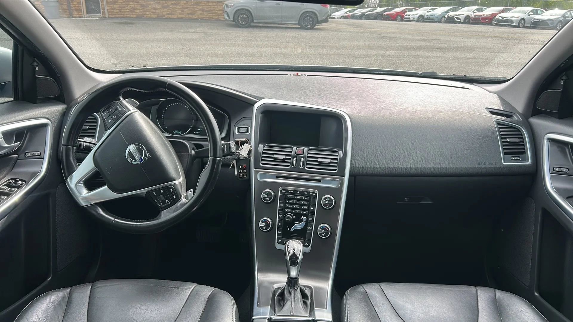 Used 2015 Volvo XC60 T6 Premier Plus AWD/4WD image 20