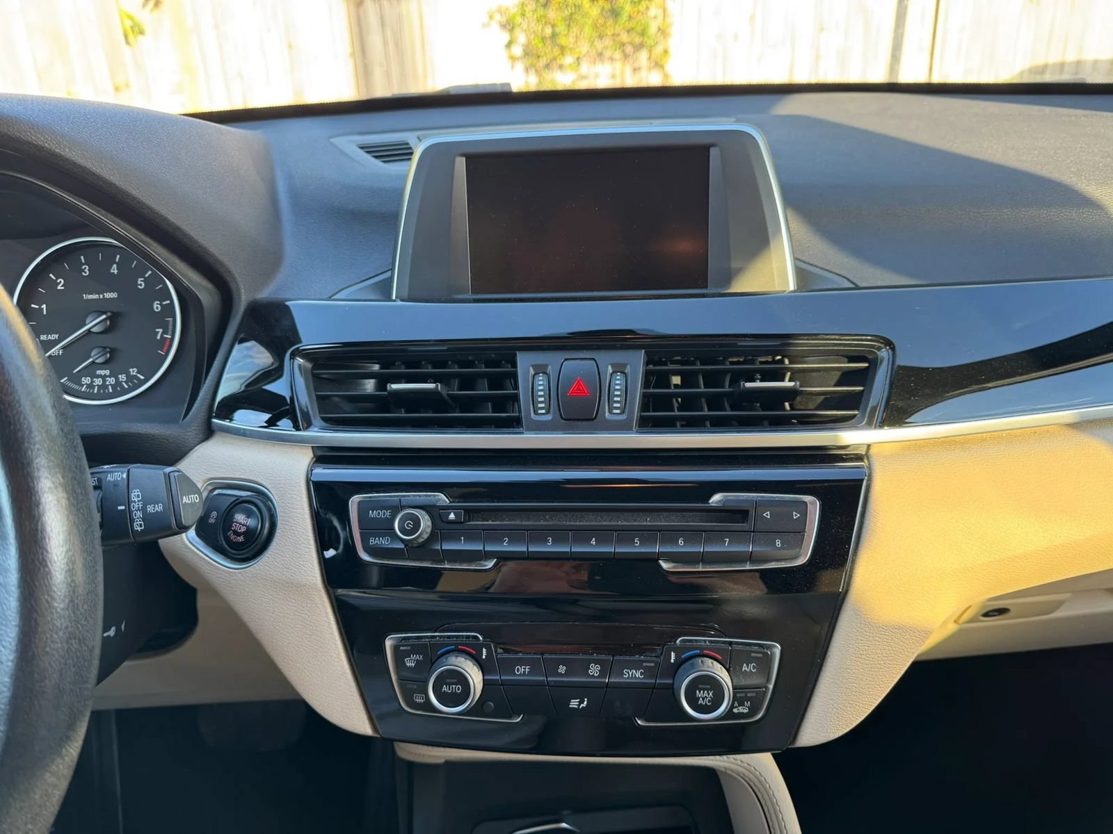 Used 2017 BMW X1 sDrive28i FWD image 22