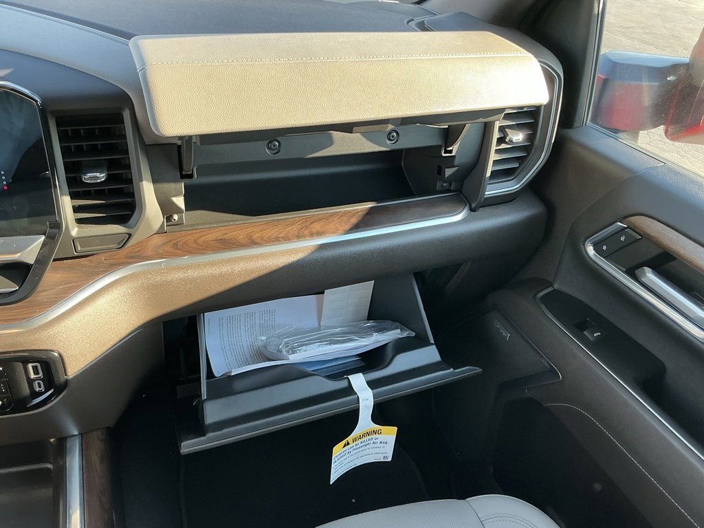 Used 2024 GMC Sierra 3500 SLT w/ SLT Convenience Package image 56