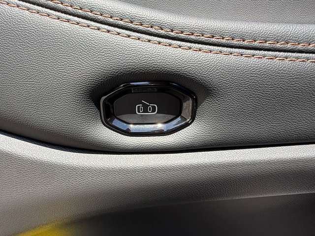 New 2026 Jeep Cherokee Limited AWD/4WD image 14