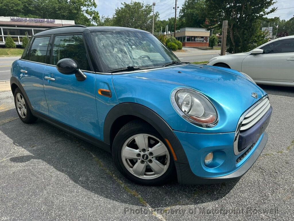 Used 2015 MINI Cooper 4-Door Hardtop FWD image 2
