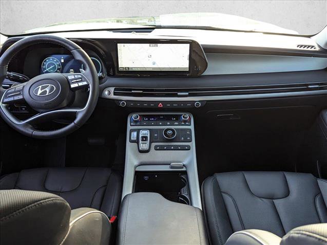 Used 2024 Hyundai Palisade SEL w/ Premium Package image 18