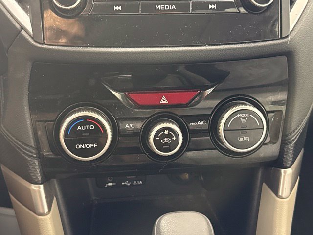 Used 2019 Subaru Forester Premium AWD/4WD image 23