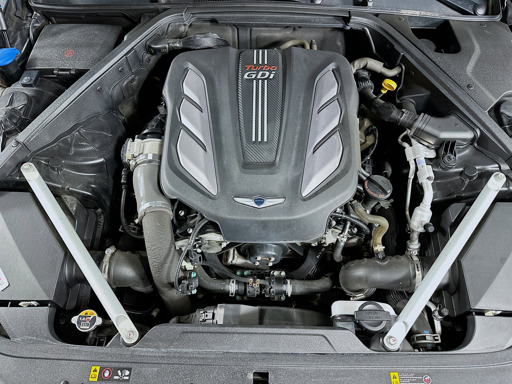Used 2022 Genesis G90 3.3T Premium RWD image 35