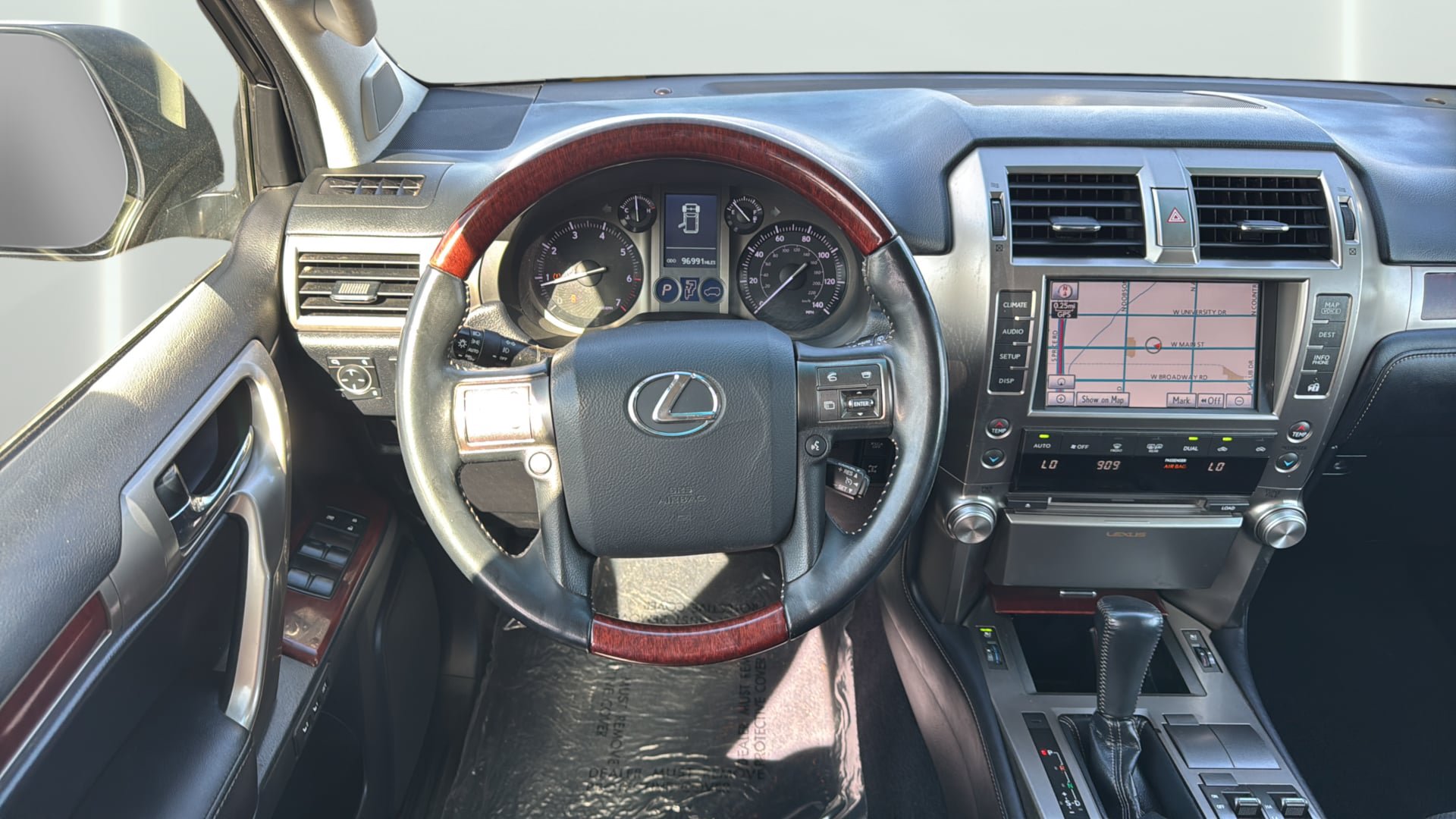 Used 2013 Lexus GX 460 w/ Convenience Pkg AWD/4WD image 17