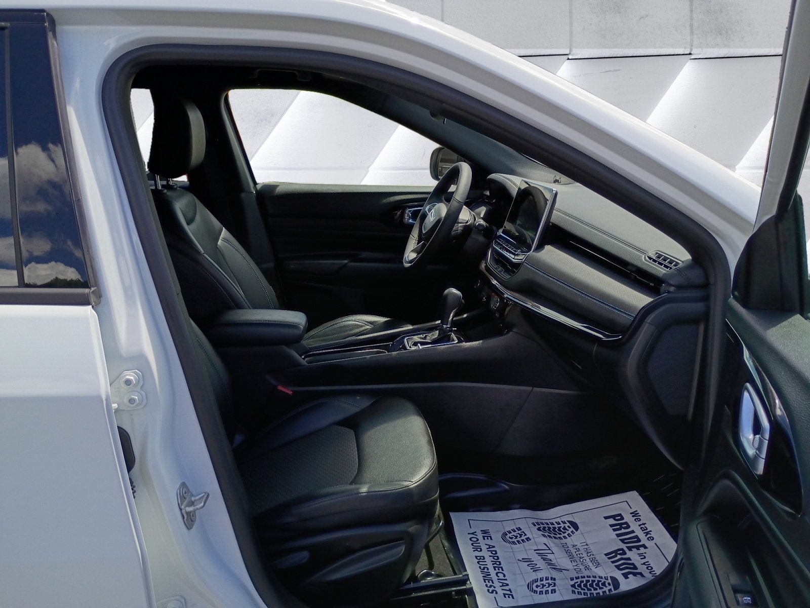 Certified 2026 Jeep Compass Latitude AWD/4WD image 16