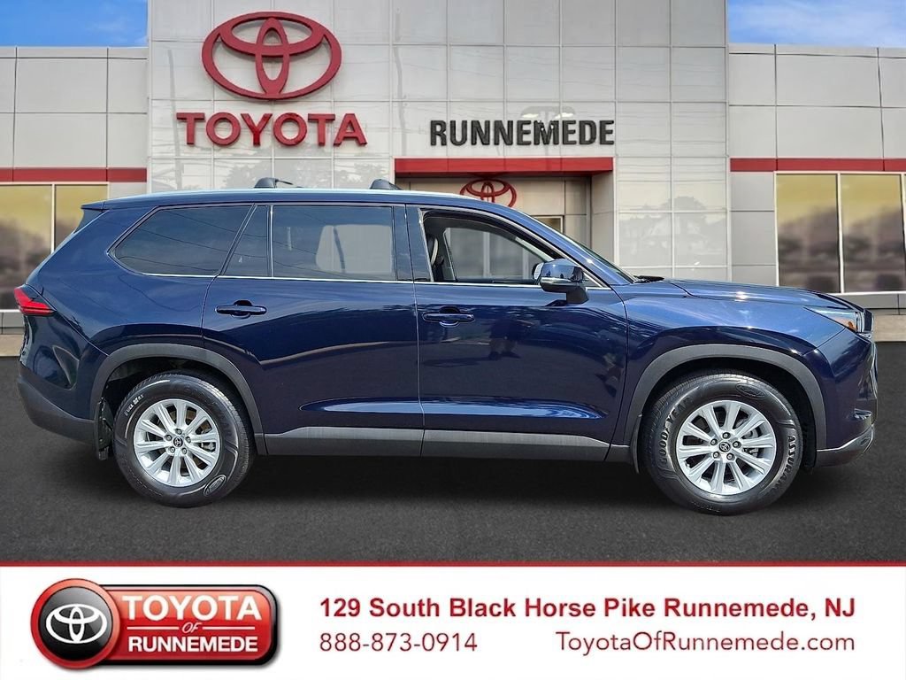 Certified 2024 Toyota Grand Highlander FWD image 7