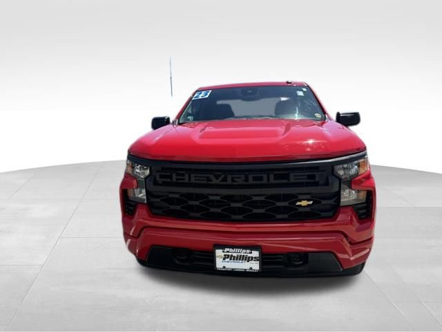 Used 2023 Chevrolet Silverado 1500 Custom AWD/4WD image 2