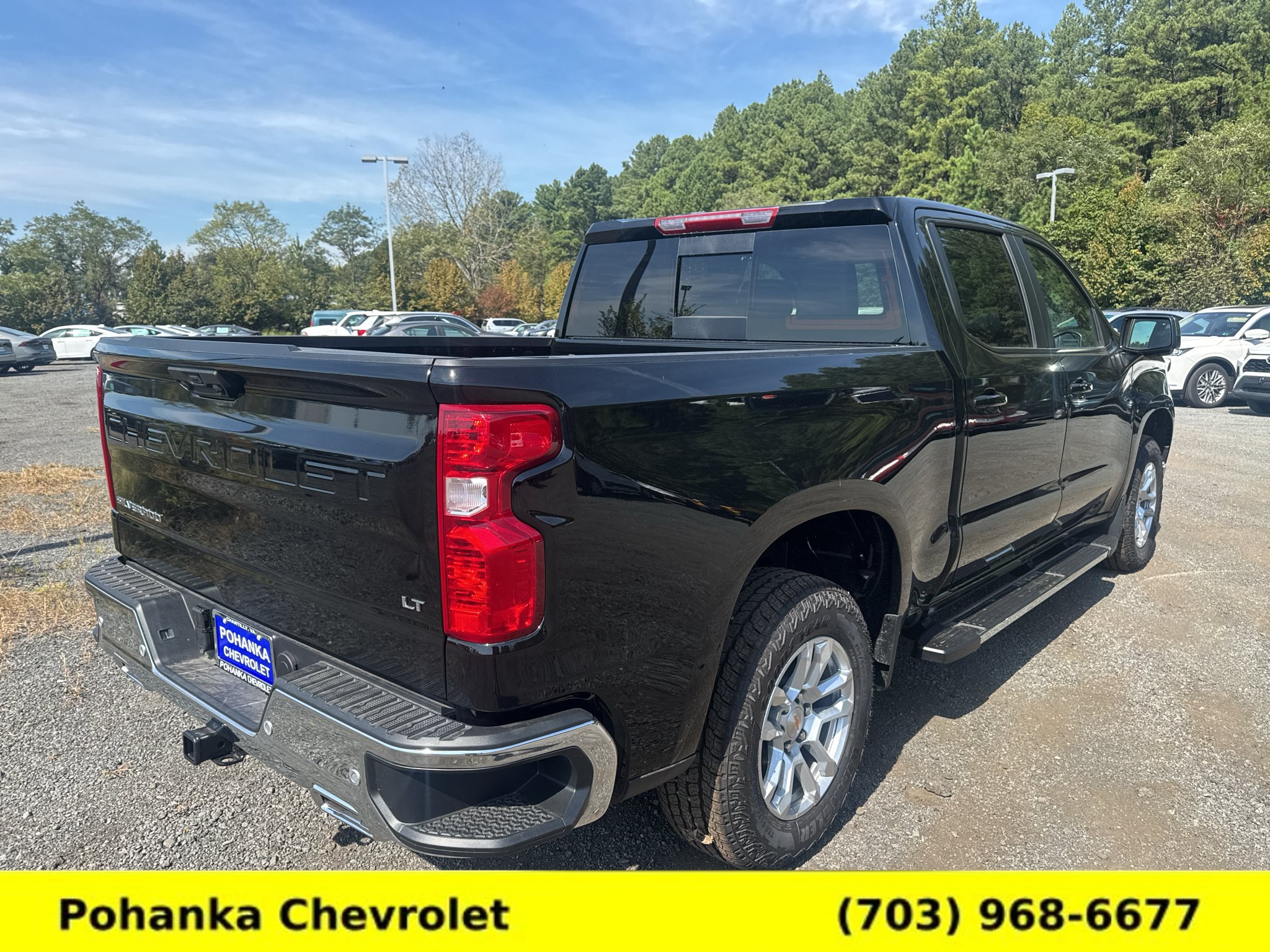 New 2026 Chevrolet Silverado 1500 LT w/ Z71 Off-Road Package AWD/4WD image 7