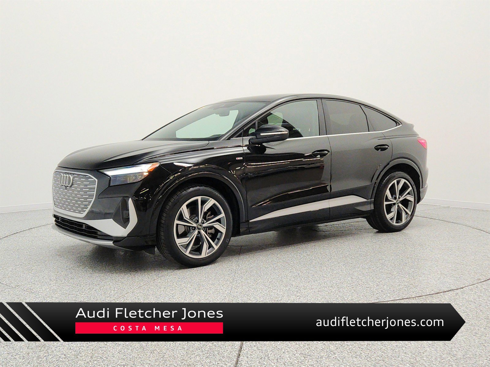 Used 2024 Audi Q4 e-tron Premium w/ Convenience Package