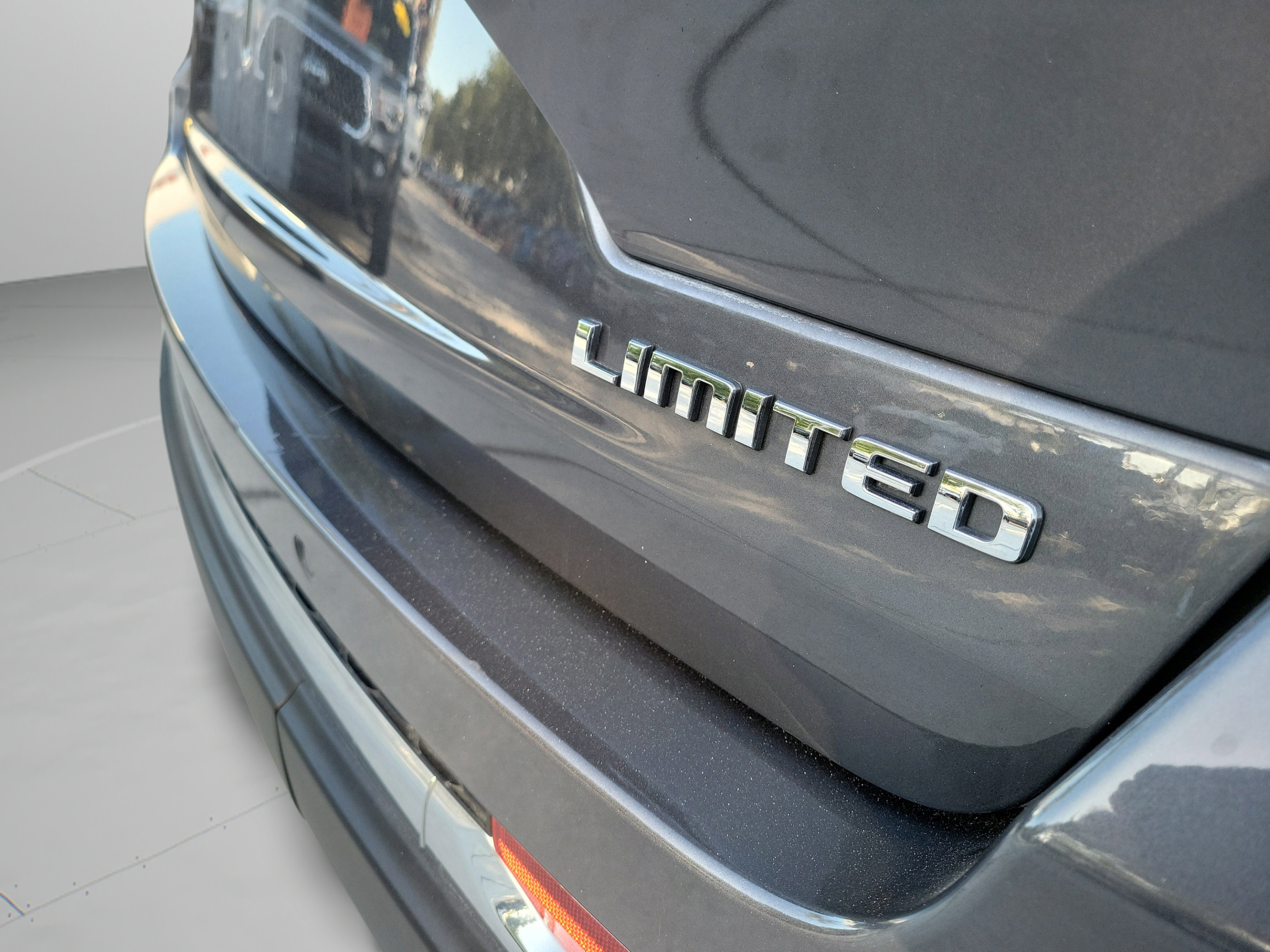Certified 2022 Jeep Grand Cherokee Limited RWD image 31