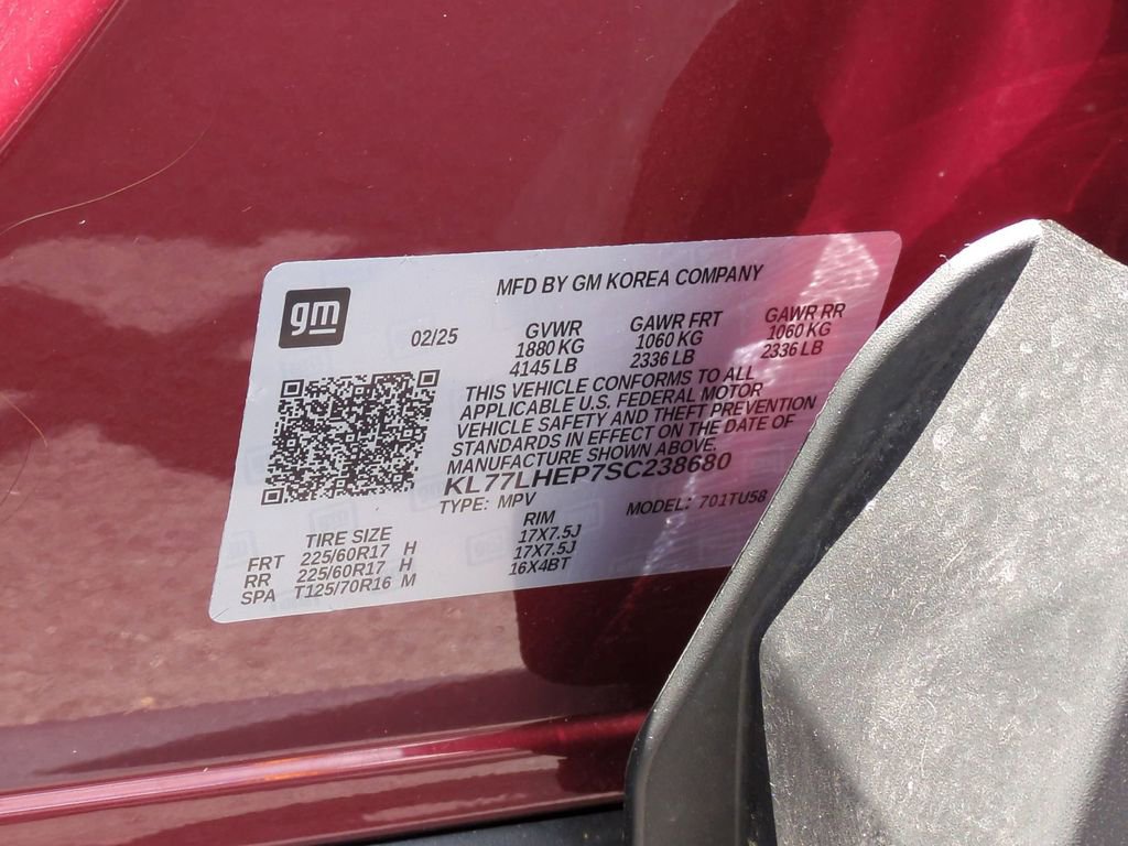 Used 2025 Chevrolet Trax LT w/ LT Convenience Package FWD image 28