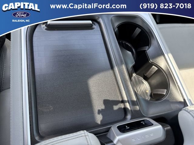 Certified 2025 Ford Expedition Max Platinum w/ Driver's Package AWD/4WD image 32