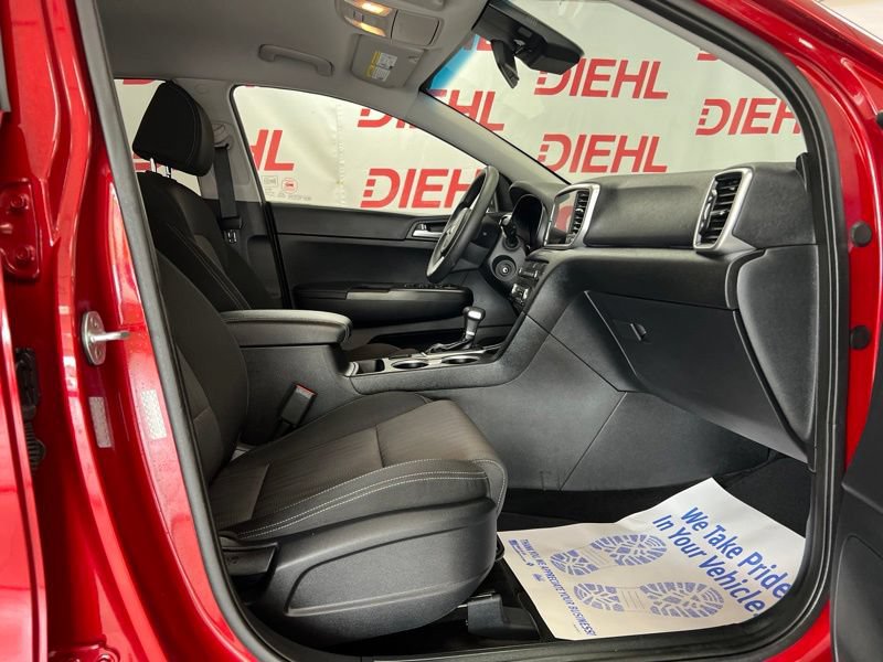 Certified 2022 Kia Sportage LX FWD image 12