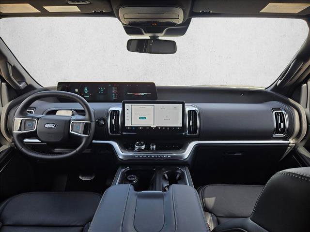 New 2027 Ford Expedition Platinum w/ Stealth Performance Package AWD/4WD image 15