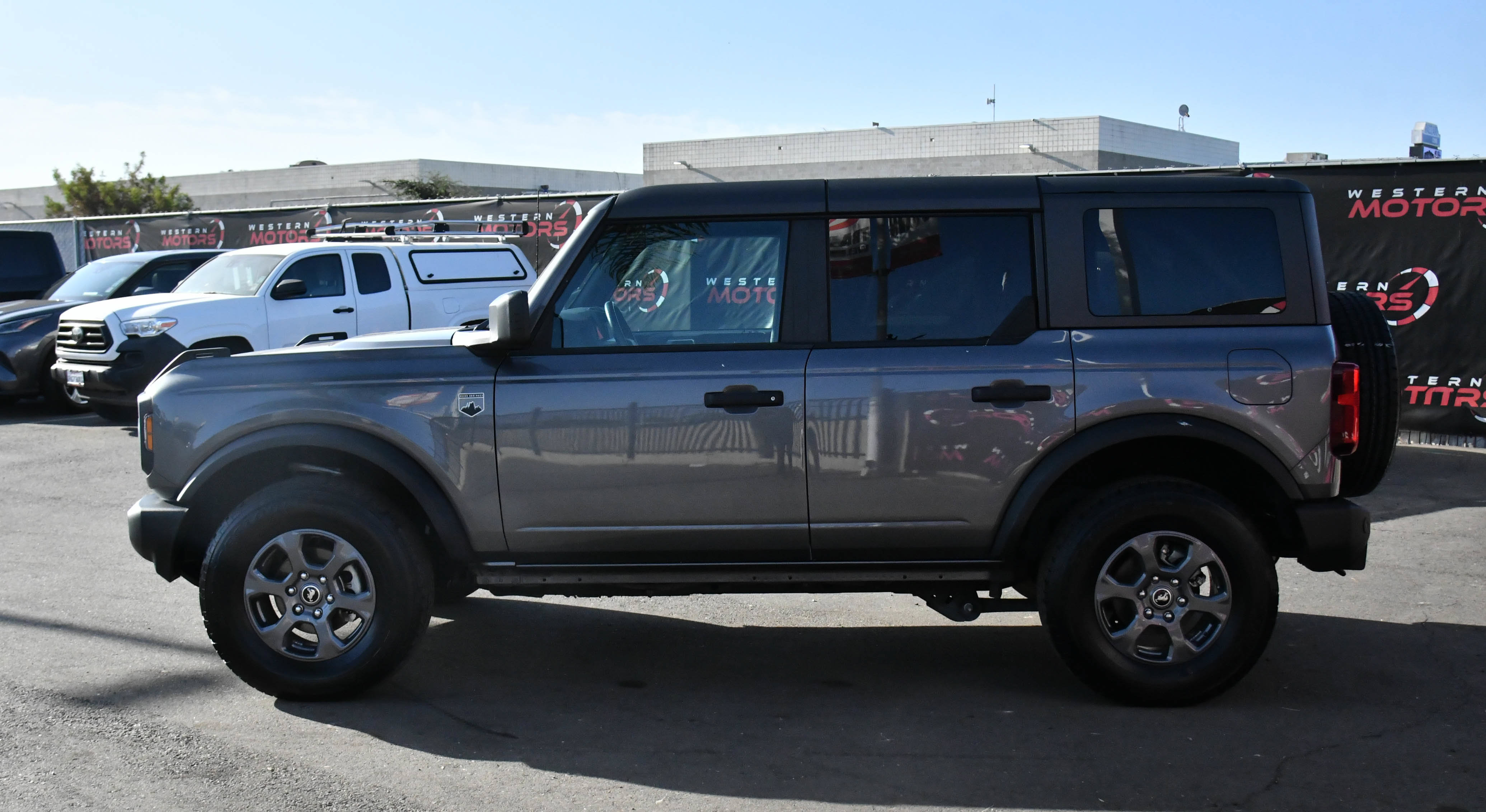 Used 2025 Ford Bronco Big Bend AWD/4WD image 4