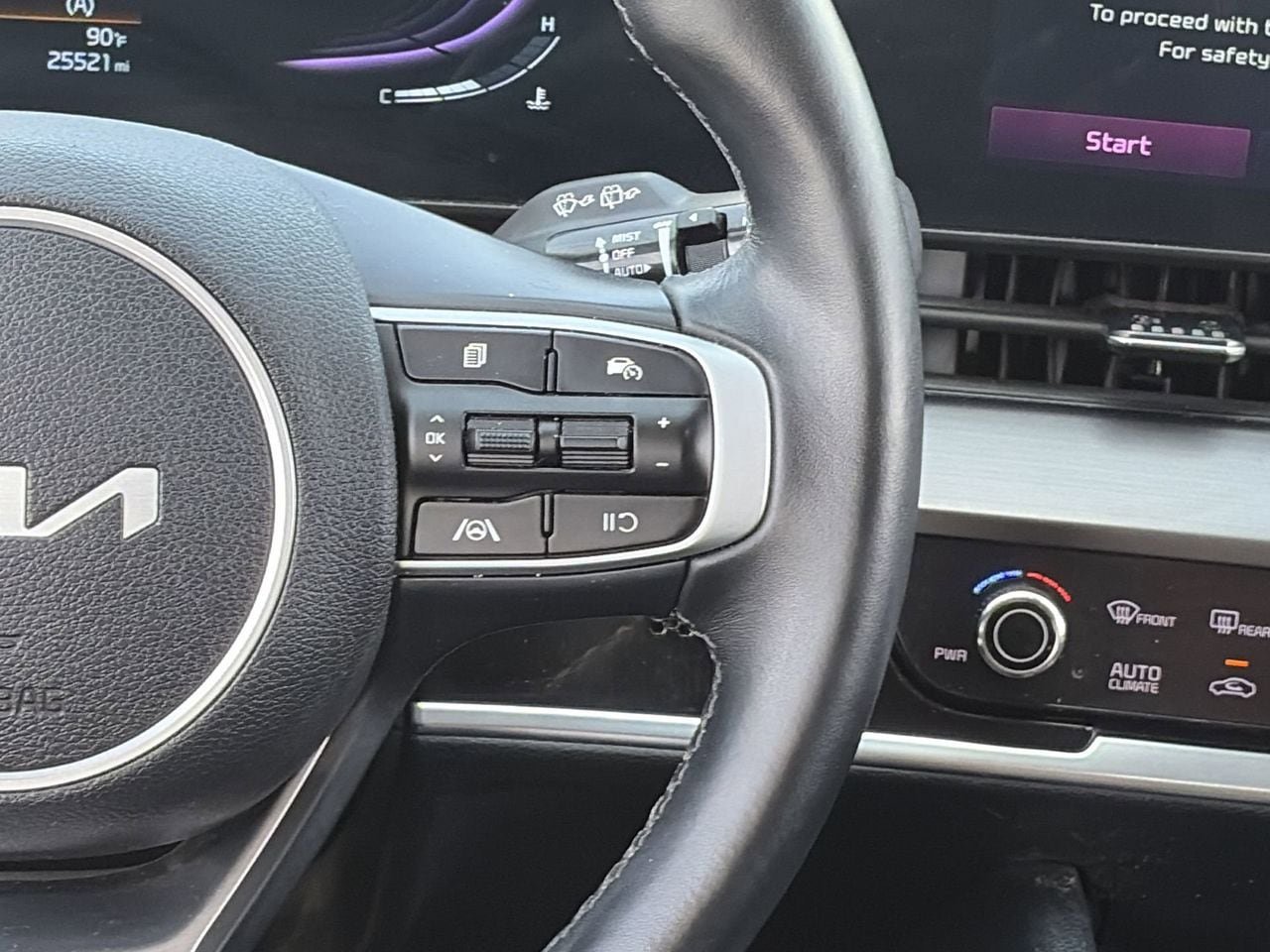 Certified 2025 Kia Sportage EX w/ Premium Package FWD image 23