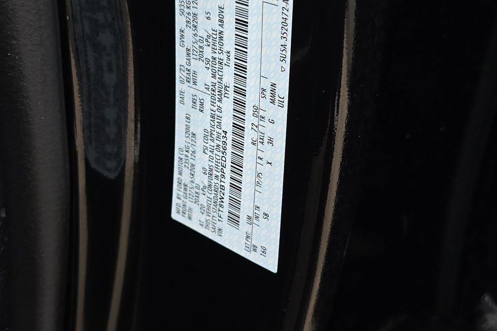 Used 2023 Ford F250 Lariat w/ Lariat Ultimate Package AWD/4WD image 28