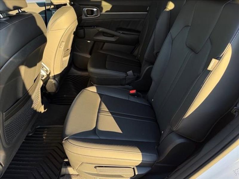 New 2026 Kia Sorento SX image 12