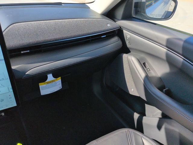 New 2026 Ford Mustang Mach-E Premium image 16