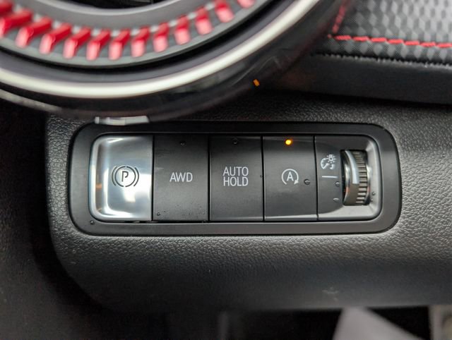 Used 2025 Chevrolet Equinox RS w/ Safety and Technology Package image 26