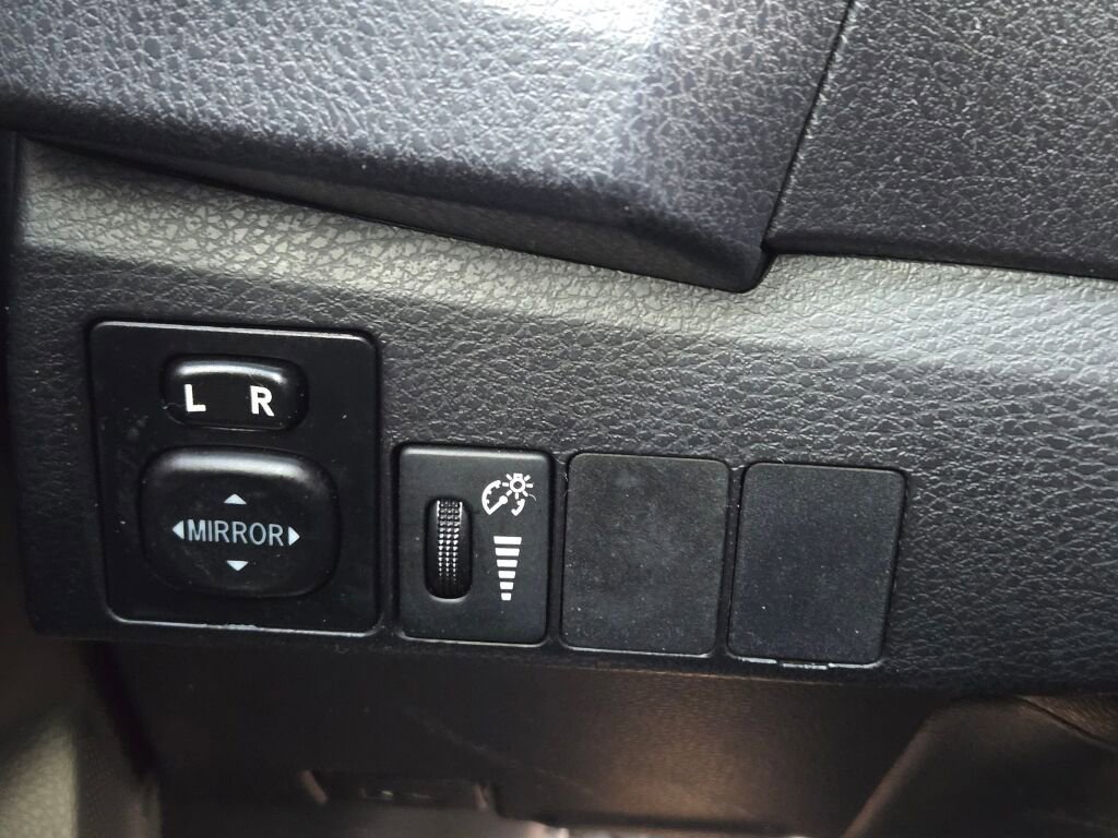 Used 2014 Toyota Corolla S image 20