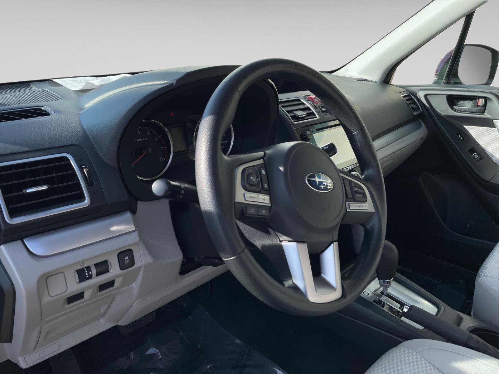 Used 2018 Subaru Forester 2.5i Premium w/ All-Weather Package image 25