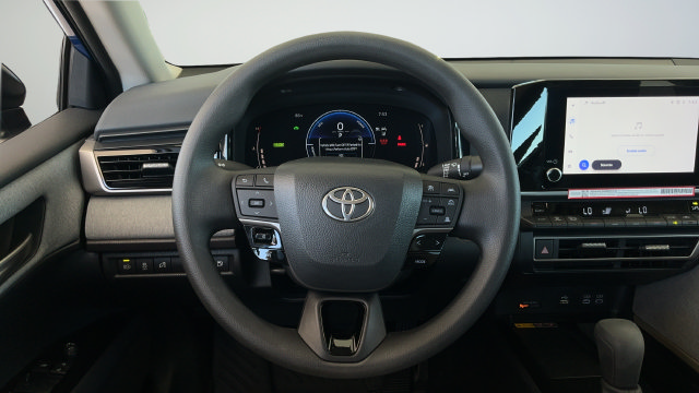 Used 2026 Toyota Camry LE FWD image 10