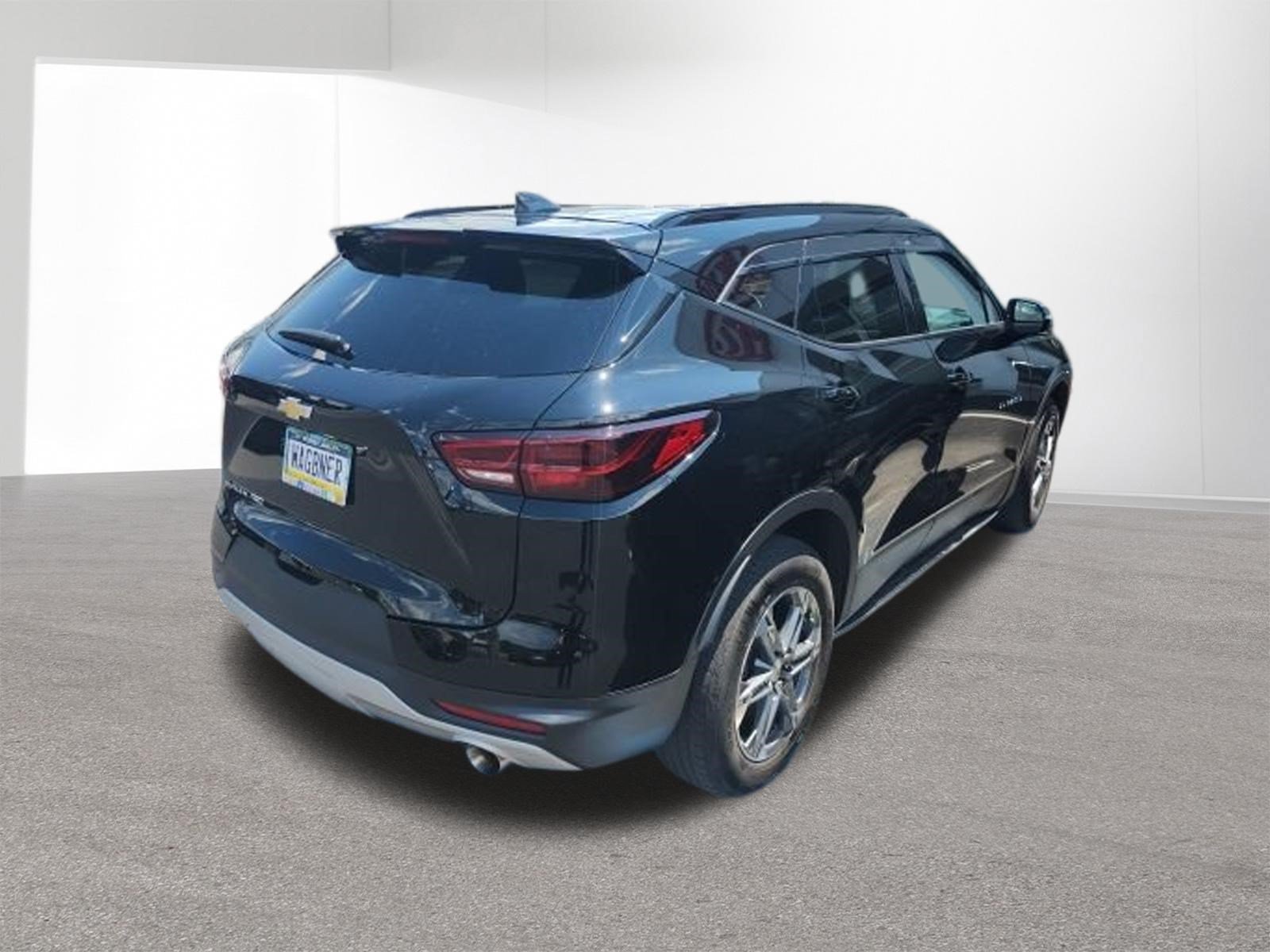 Used 2024 Chevrolet Blazer LT AWD/4WD image 27