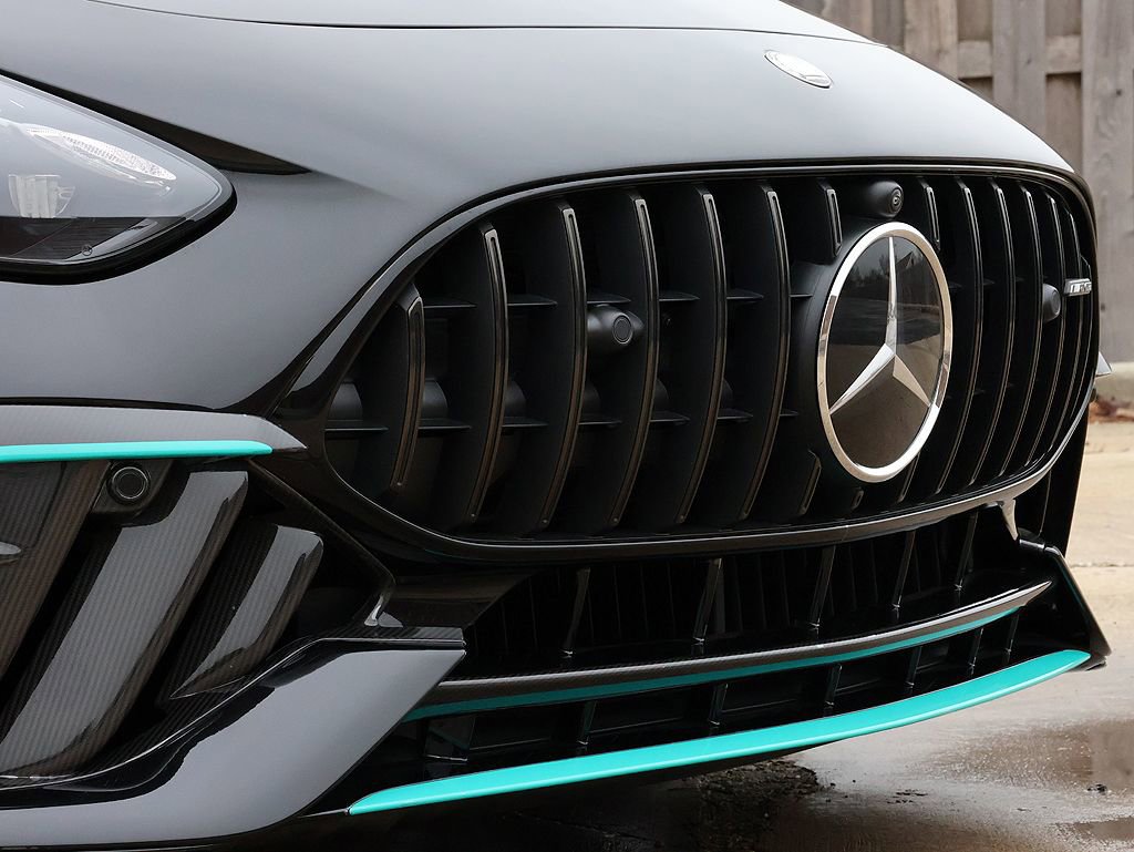 Used 2025 Mercedes-Benz AMG GT 63 image 15