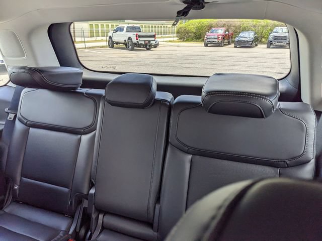 Used 2025 Ford Expedition Platinum AWD/4WD image 22