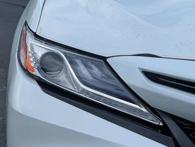 Used 2020 Toyota Camry XSE FWD image 9