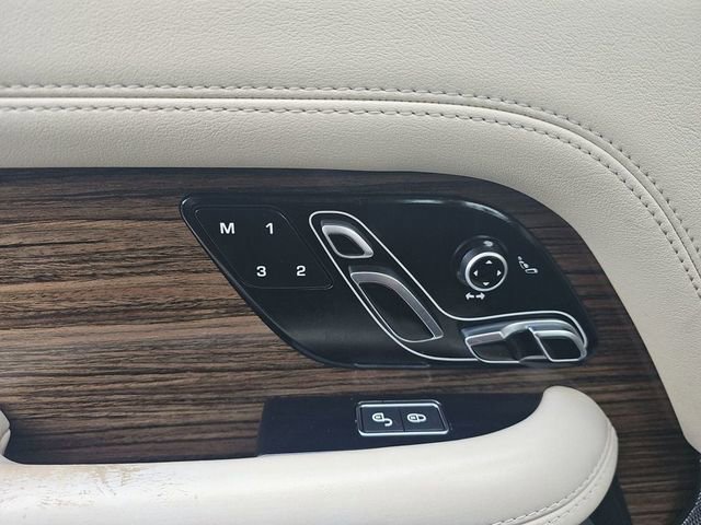 Used 2018 Land Rover Range Rover Supercharged AWD/4WD image 17