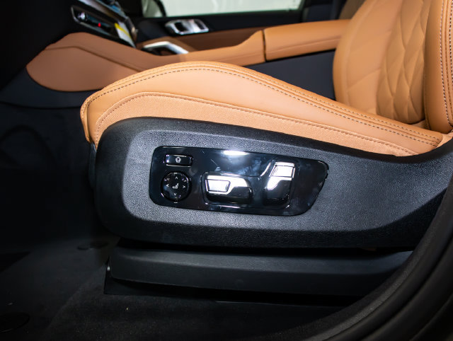 New 2027 BMW X6 M60i AWD/4WD image 14