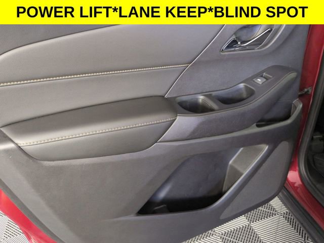 Used 2021 Chevrolet Traverse LT image 21