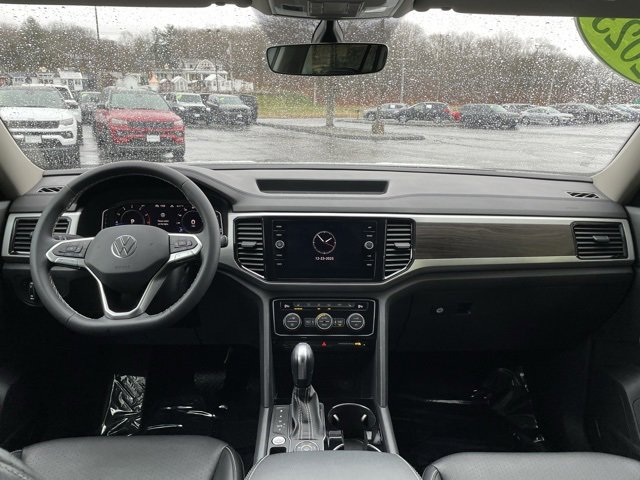 Used 2023 Volkswagen Atlas SE image 13