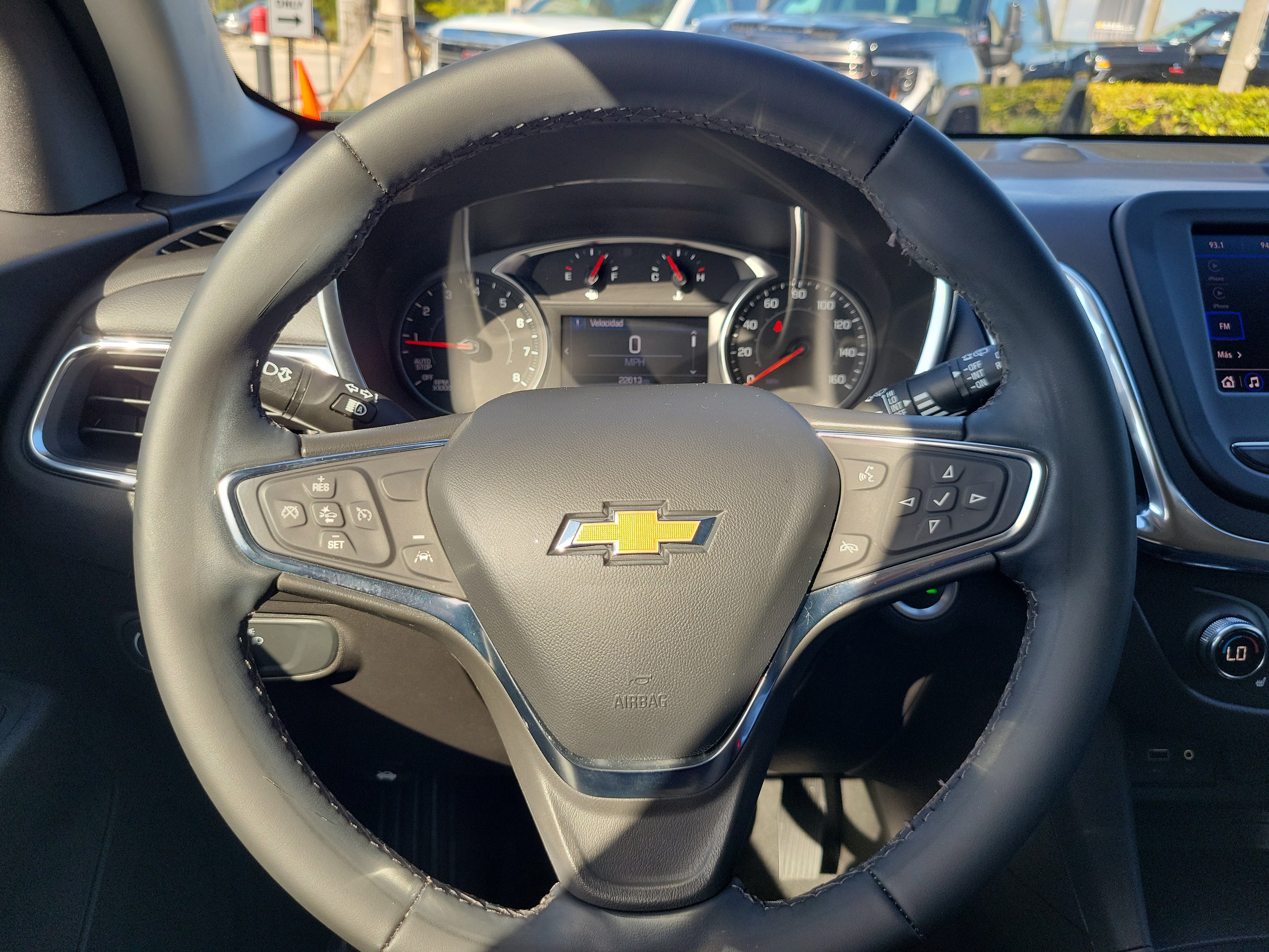 Used 2024 Chevrolet Equinox LT FWD image 19