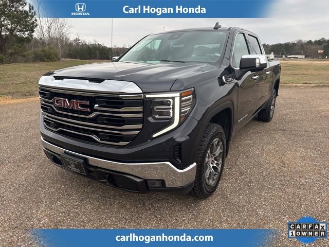 Used 2025 GMC Sierra 1500 SLT image 1