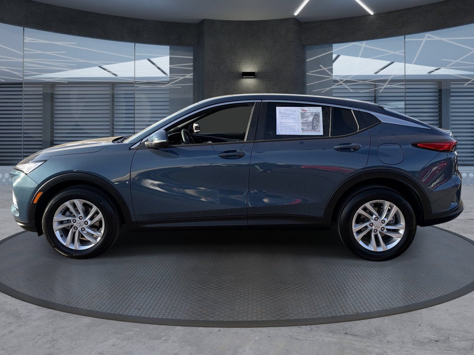 Used 2024 Buick Envista Preferred FWD image 3