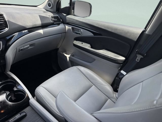 Used 2021 Honda Pilot Touring image 25