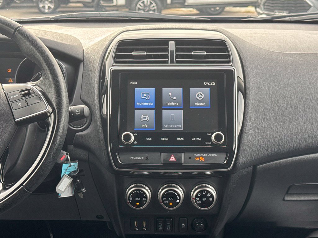 Used 2025 Mitsubishi Outlander Sport AWD image 19