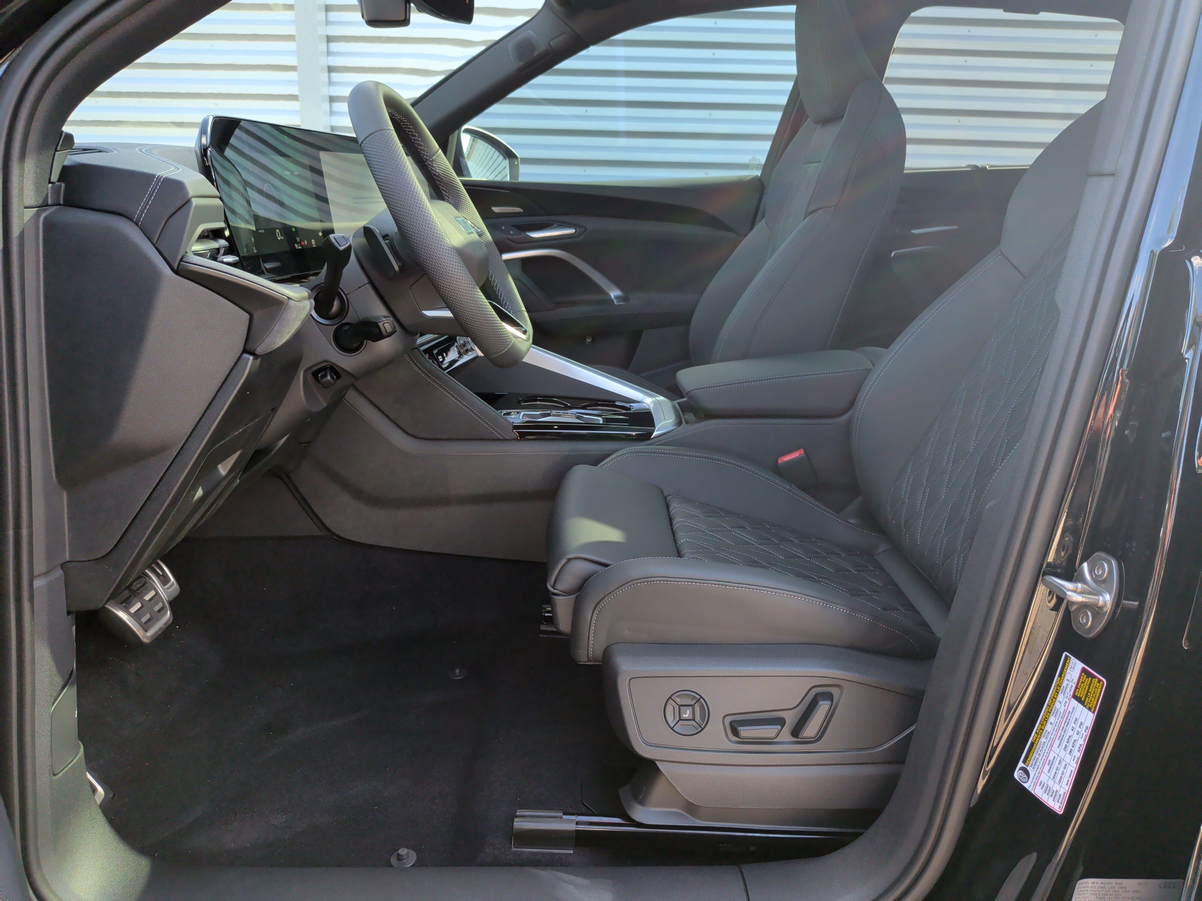 New 2026 Audi SQ5 Prestige AWD/4WD image 15