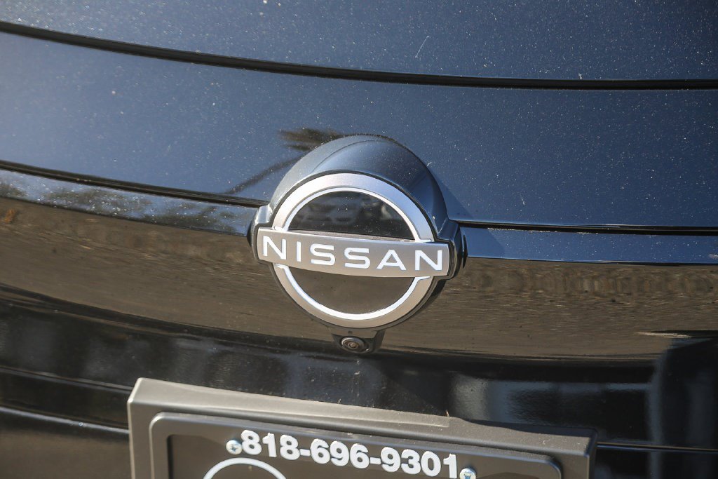 New 2026 Nissan Leaf SV+ w/ Floor Mat Package (SV+) FWD image 5
