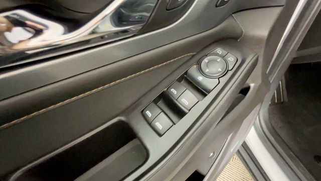 Used 2019 Chevrolet Traverse Premier w/ Redline Edition AWD/4WD image 19