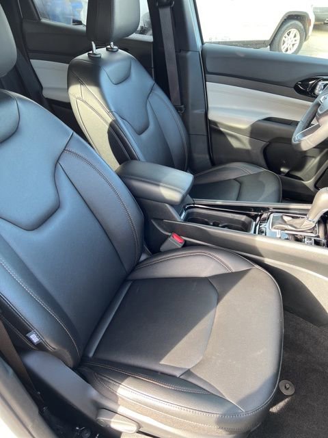 Used 2024 Jeep Compass Limited image 15