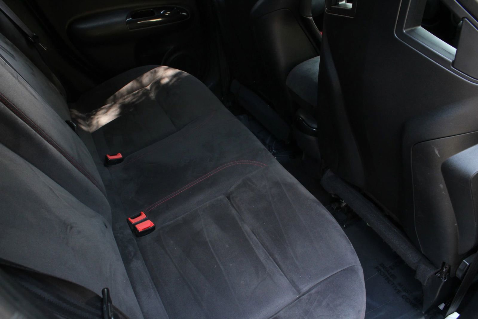 Used 2015 Nissan Juke NISMO RS w/ Interior Illumination Package AWD/4WD image 27