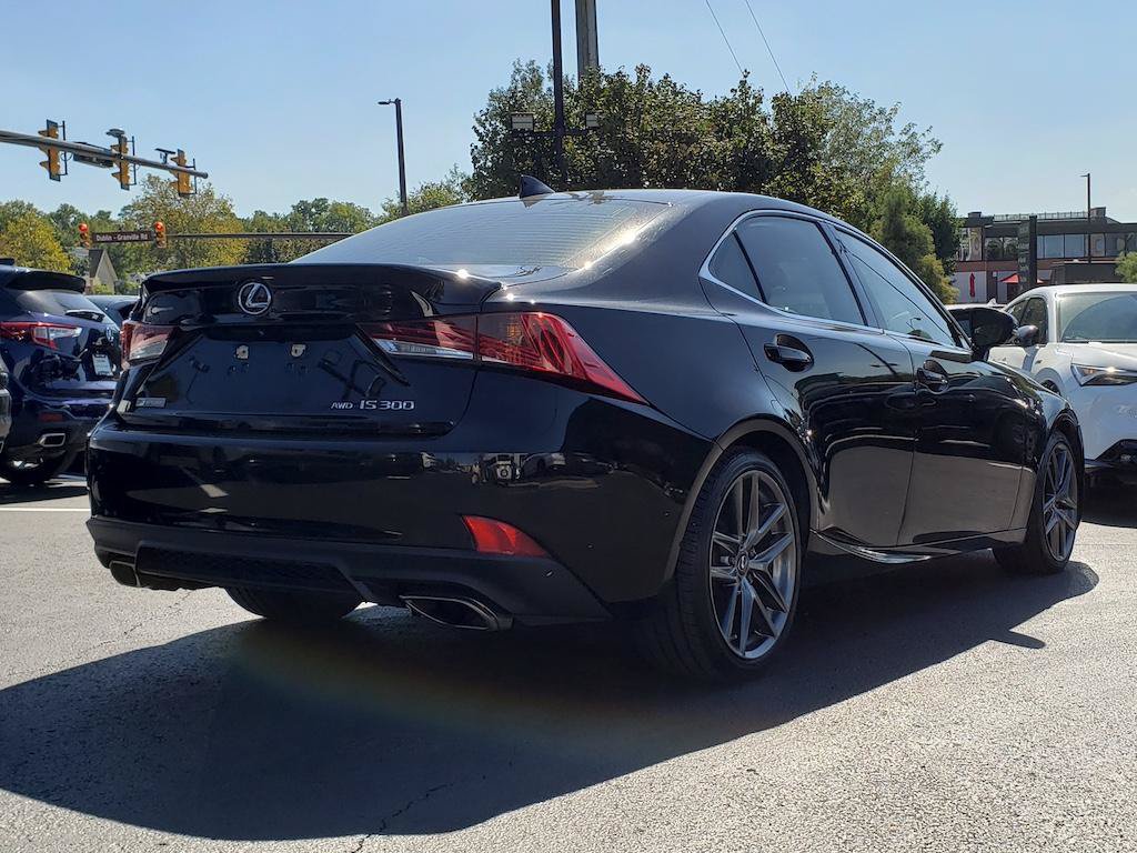 Used 2020 Lexus IS 300 F Sport w/ F Sport Package AWD/4WD image 9