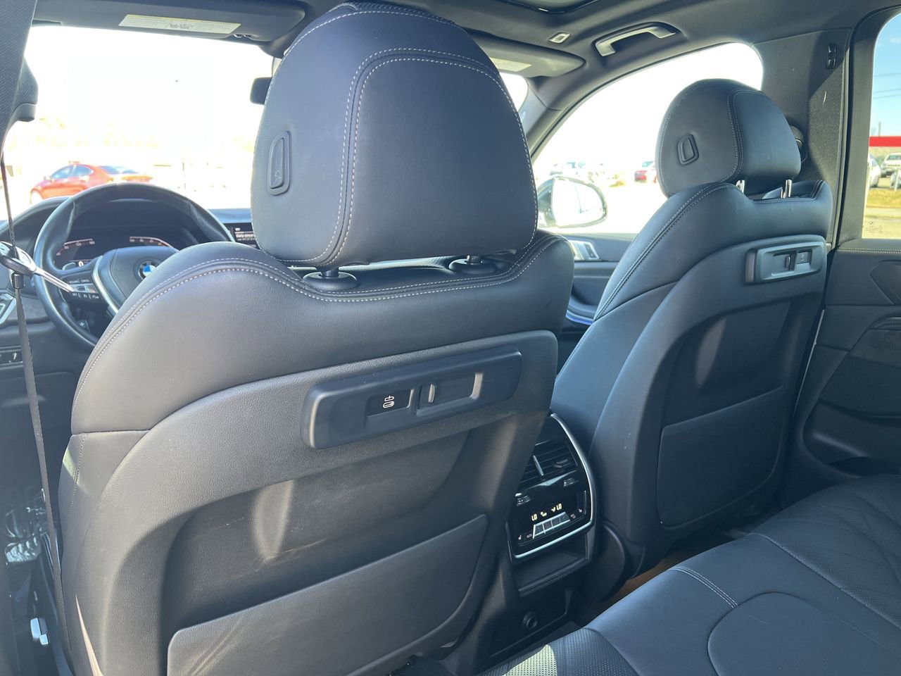 Used 2023 BMW X5 xDrive40i w/ Premium Package image 29