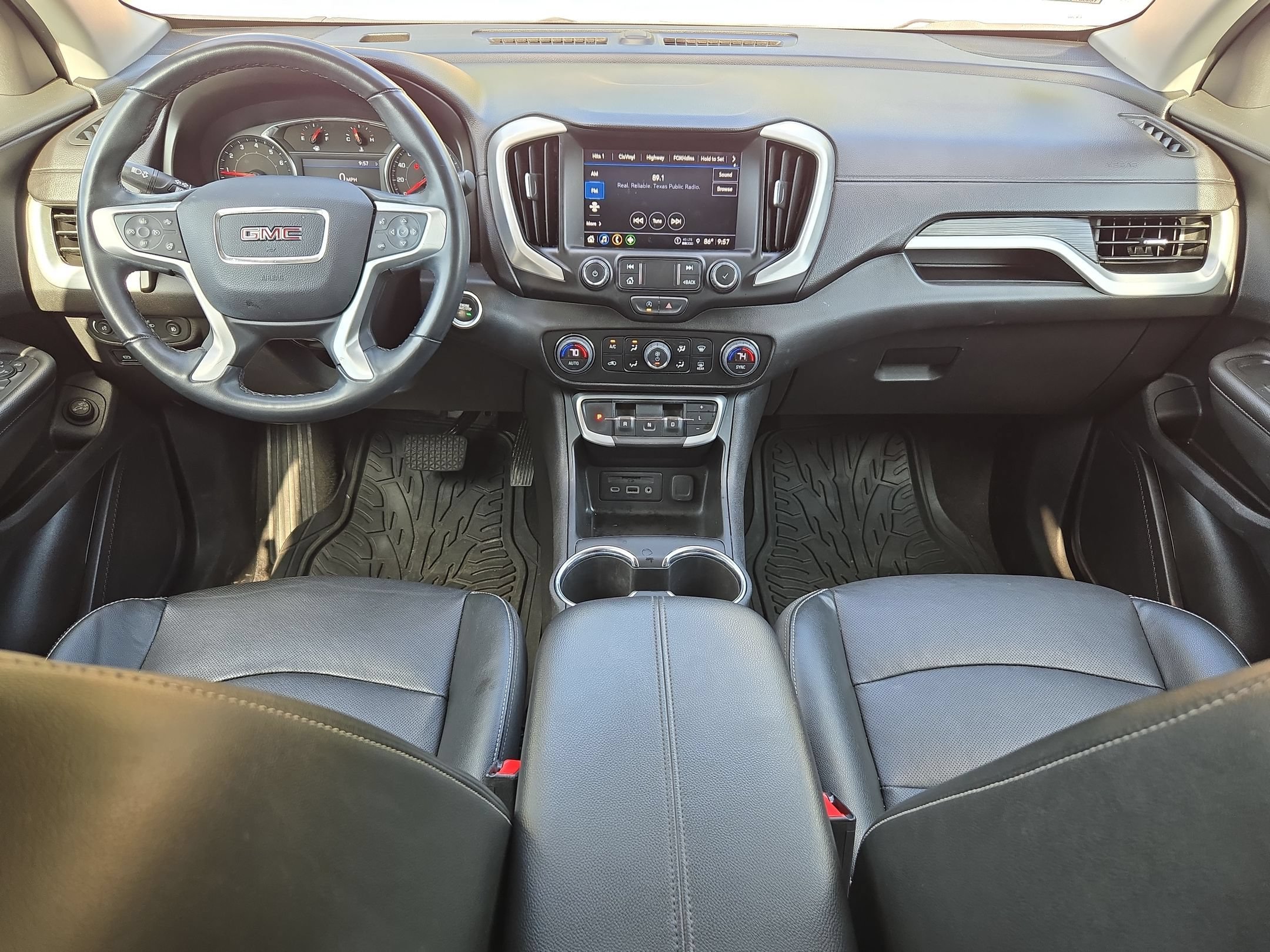 Used 2023 GMC Terrain SLT FWD image 16