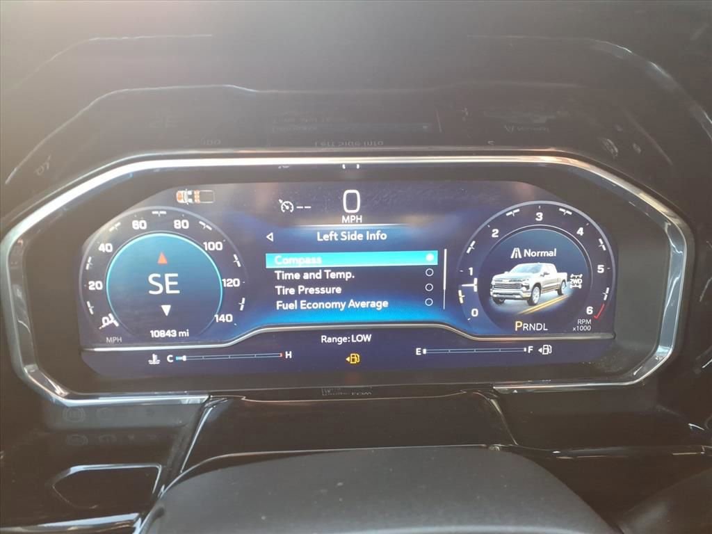 Used 2025 Chevrolet Silverado 1500 LT image 14